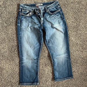 BKE Taylor Capri’s size 32